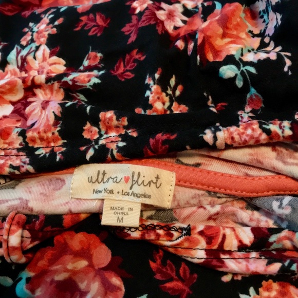 Ultra Flirt NWT Black floral hoodie Juniors M - Picture 5 of 6